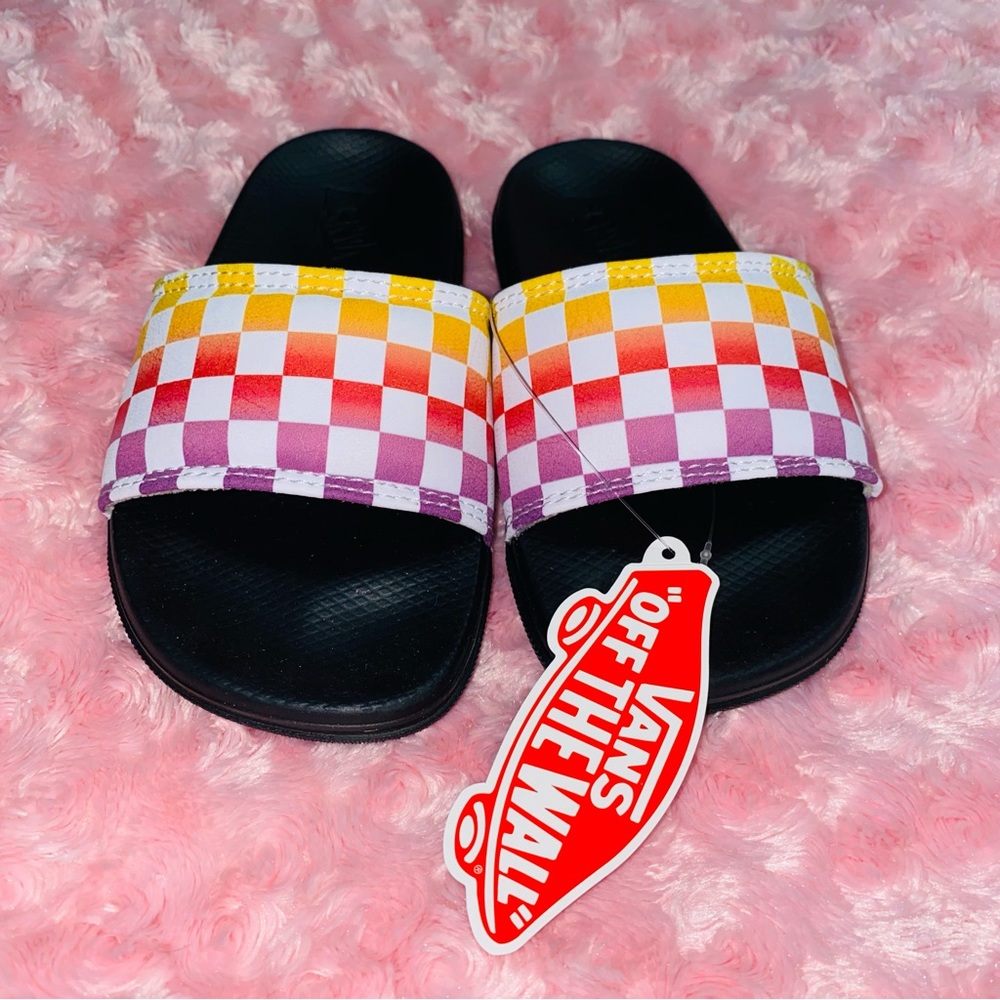 BRAND NEW VANS RANGE SLIDE-ON - Picture 1 of 5